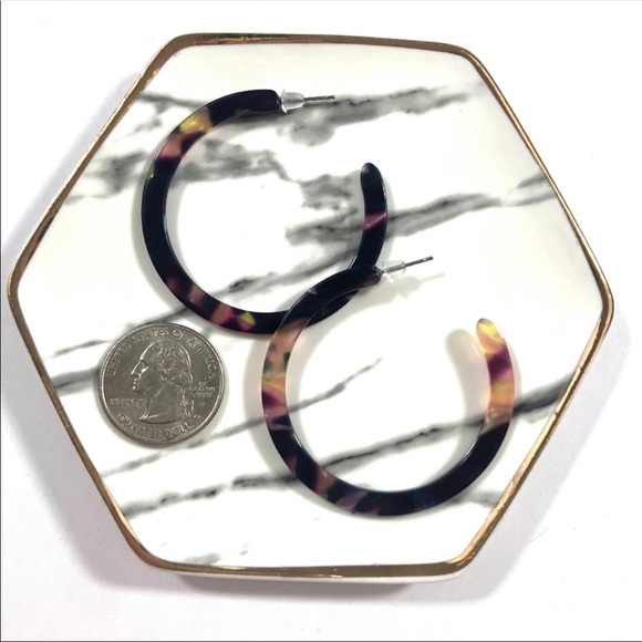 Pink Yellow Purple Tortoise Shell Hoop Earring - Picture 4 of 4